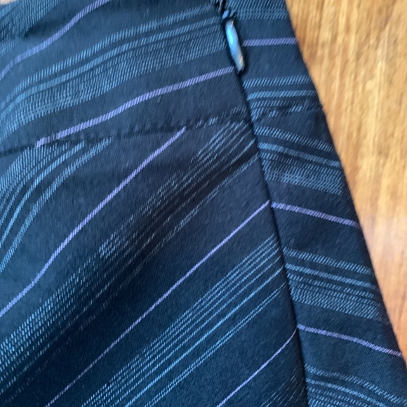 Uniform petite short‎ bottom pleat skirt. Never worn . - Picture 3 of 4